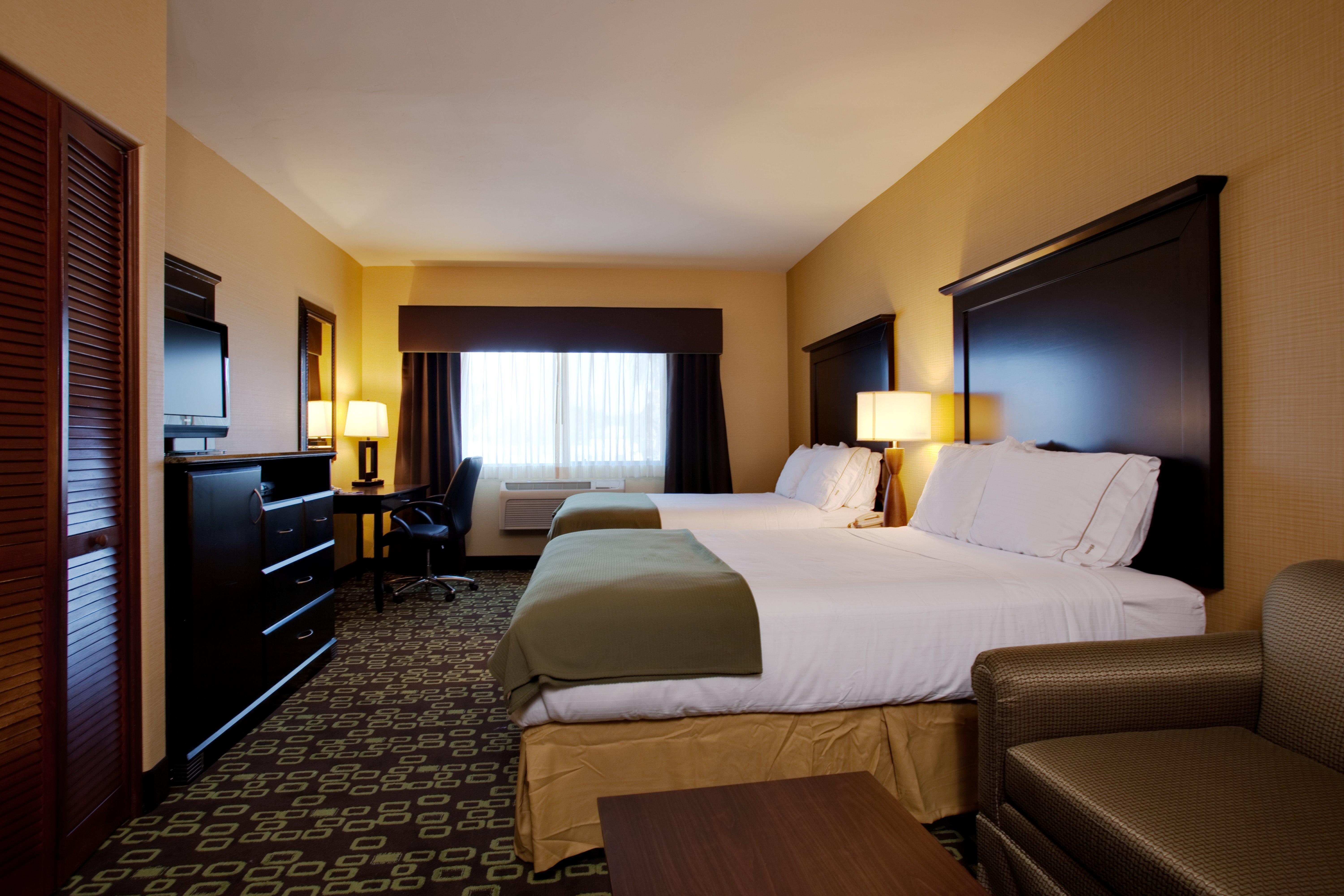 Holiday Inn Express Hotel & Suites Woodland Hills By Ihg Los Angeles Exterior photo